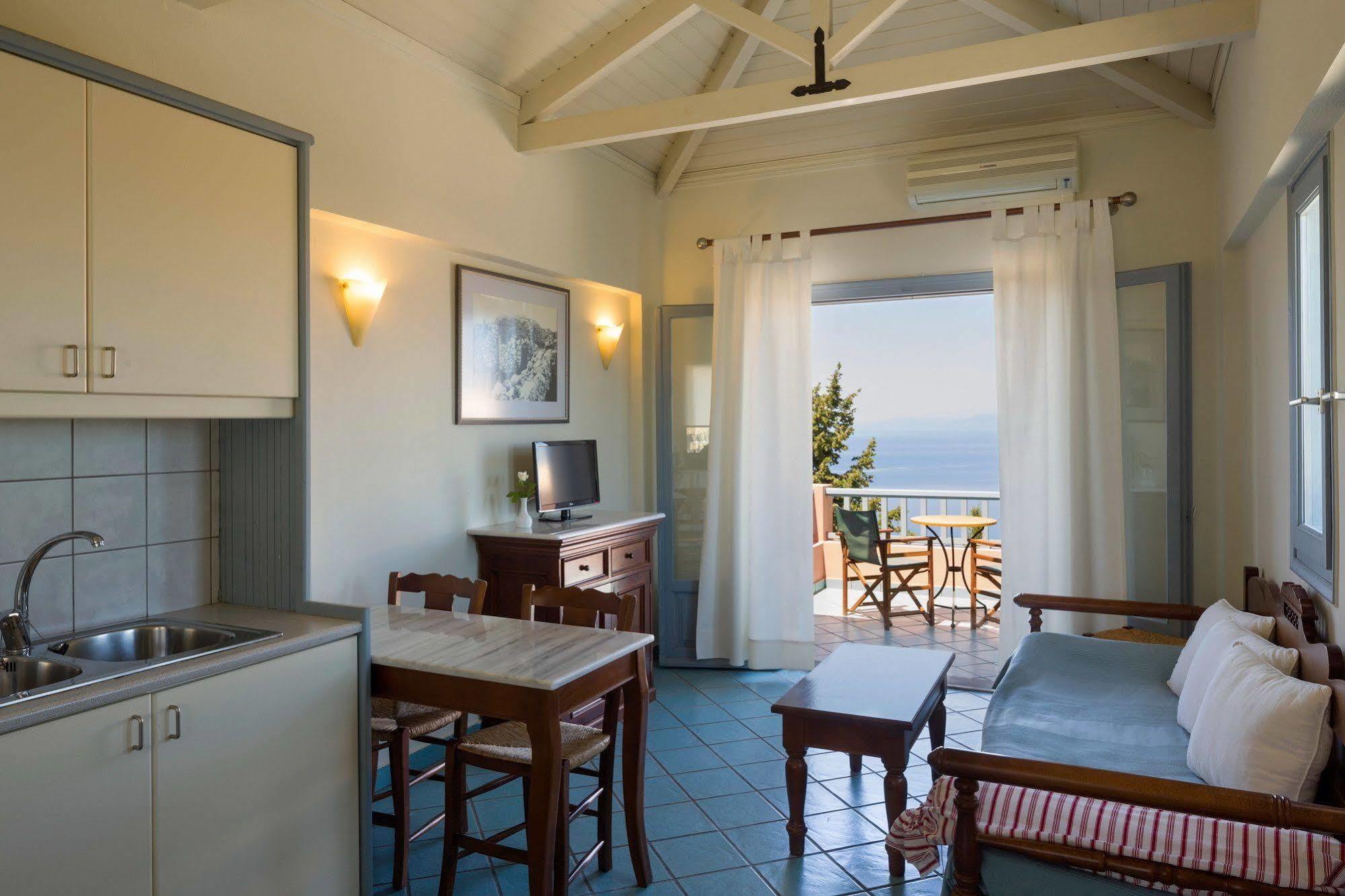 Mira Resort اجيوس ايوانيس المظهر الخارجي الصورة