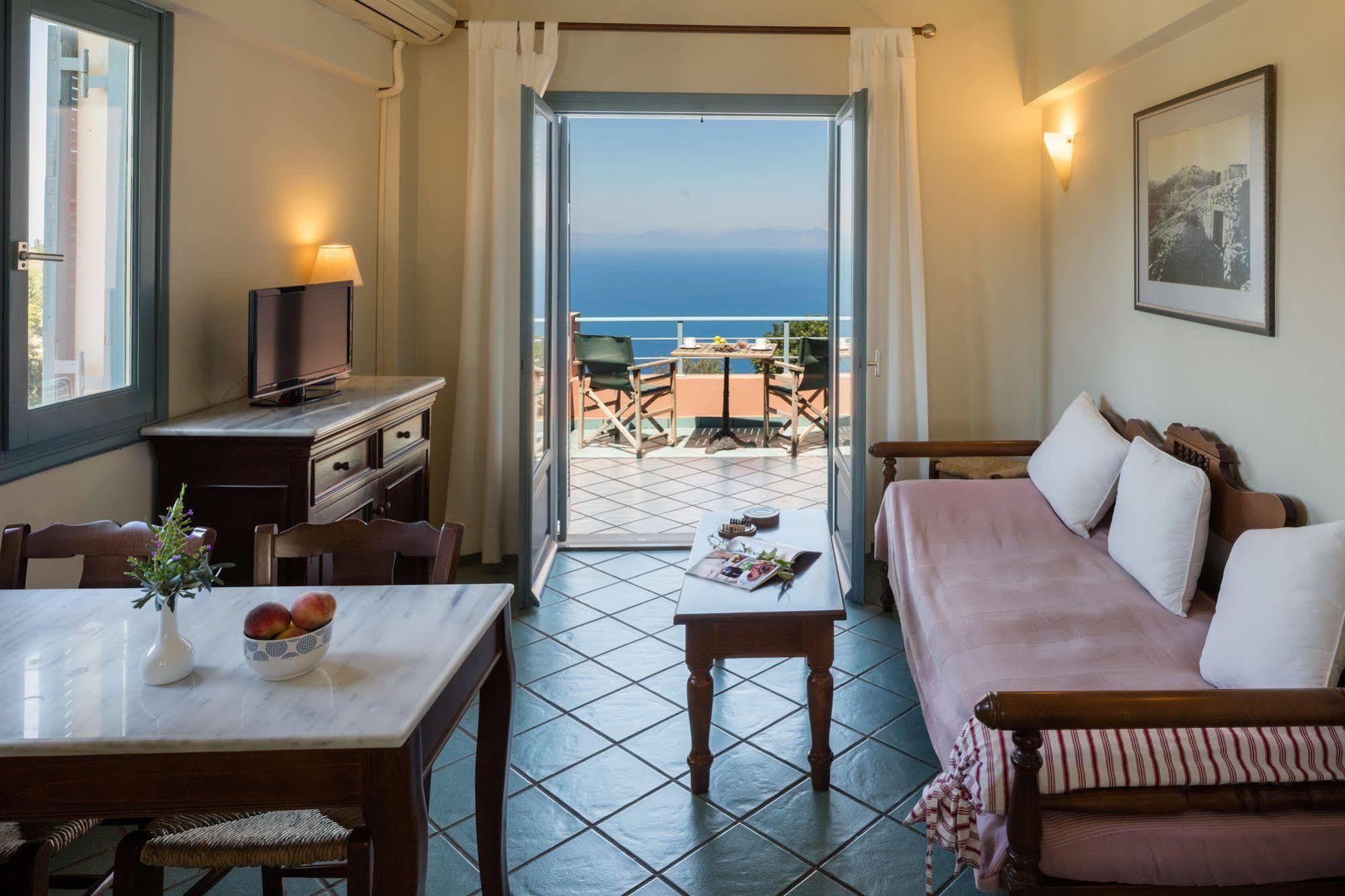 Mira Resort اجيوس ايوانيس المظهر الخارجي الصورة